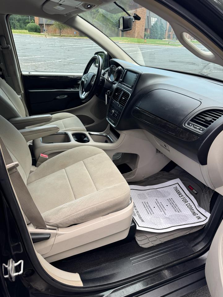Dodge Grand Caravan  2012