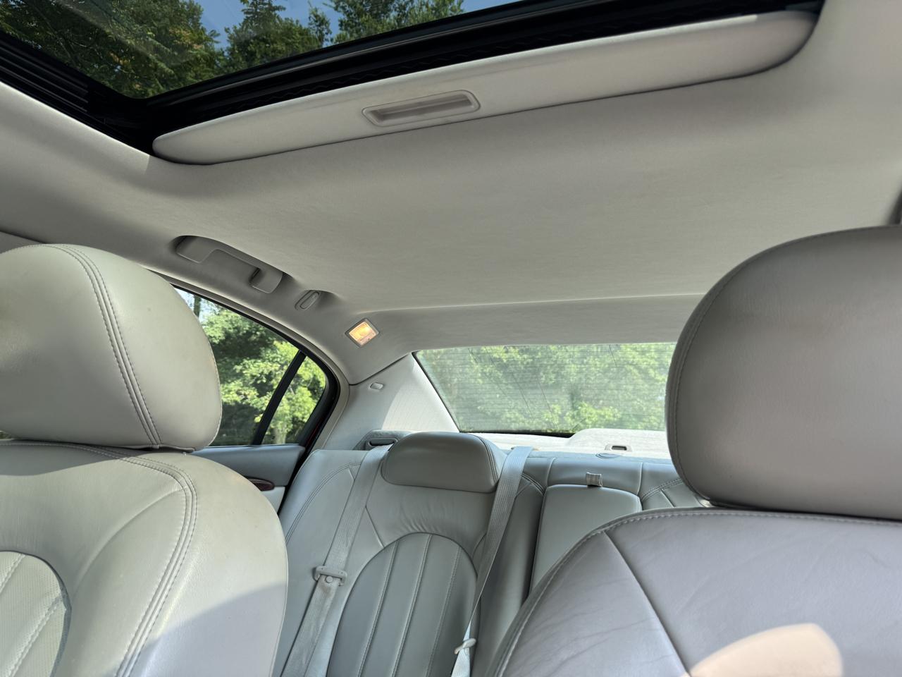 Buick Lucerne  2009