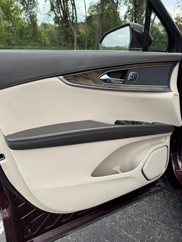 Lincoln Nautilus Select 2019