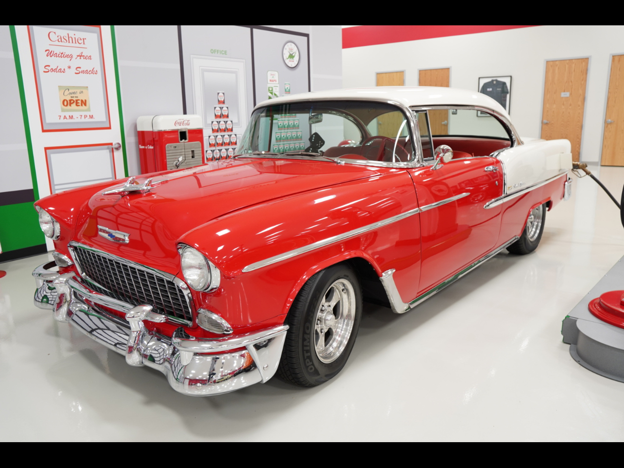 1955 Chevrolet 2 Door 283ci V8 4-Speed Manual Transmission