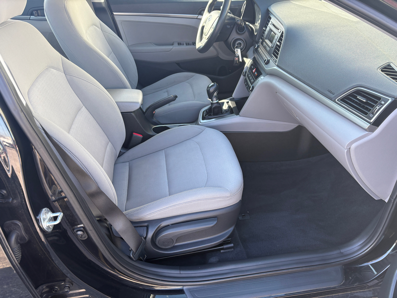 Hyundai Elantra SE 2.0L Manual (Alabama) 2018