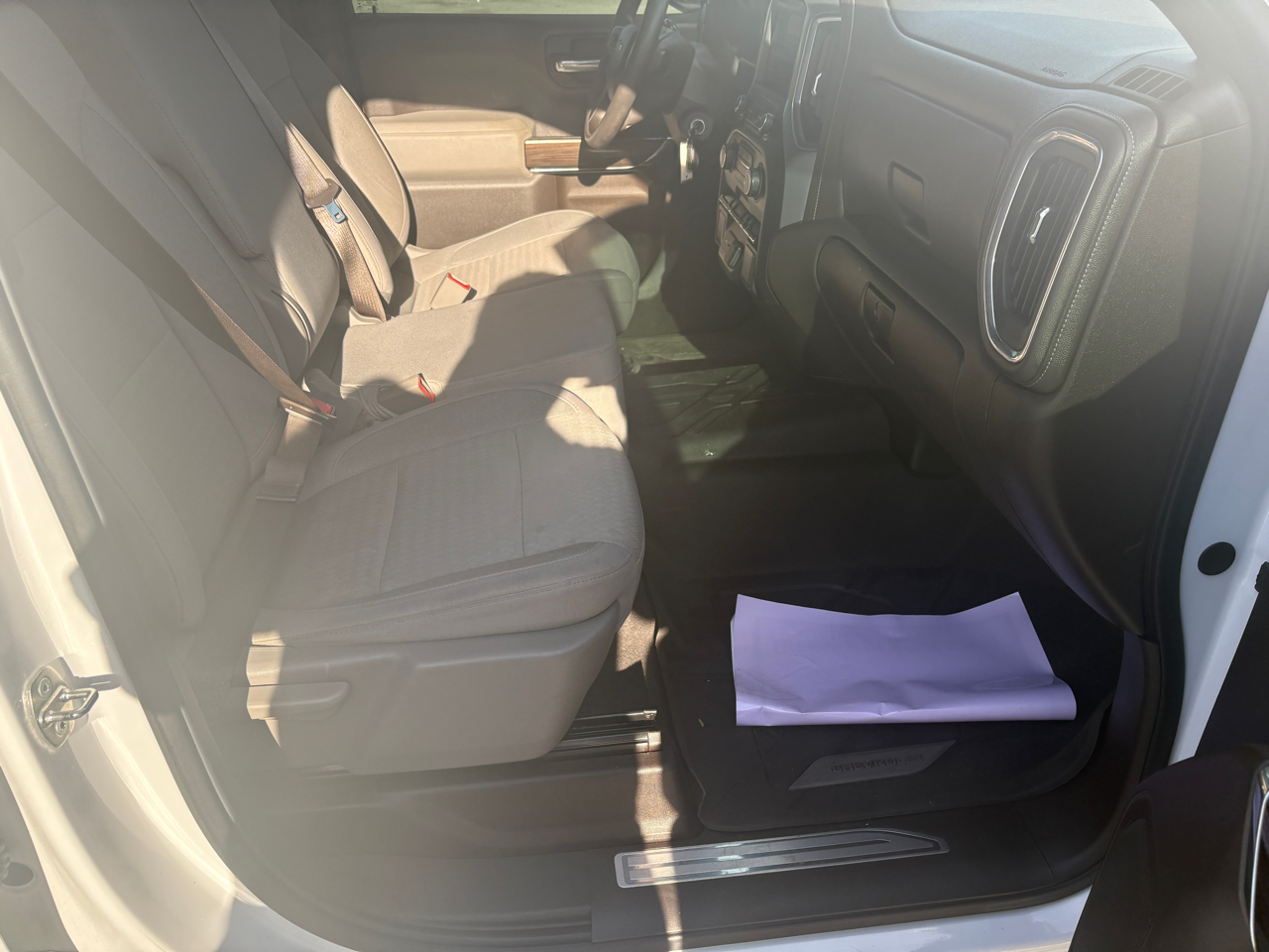 Chevrolet Silverado 1500 4WD Crew Cab 147" LT 2020