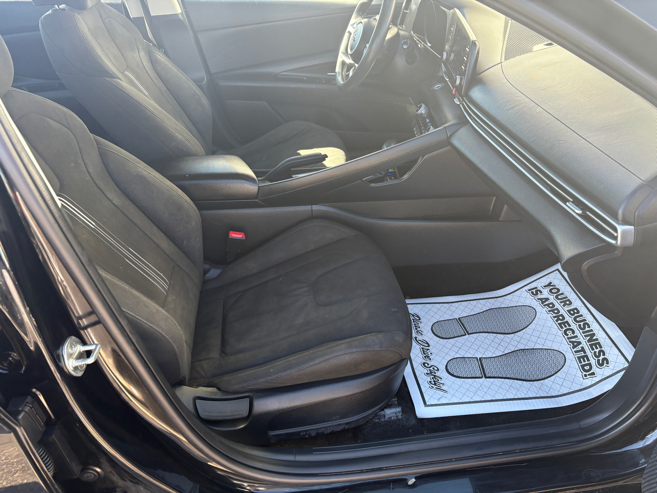 Hyundai Elantra SEL IVT 2023