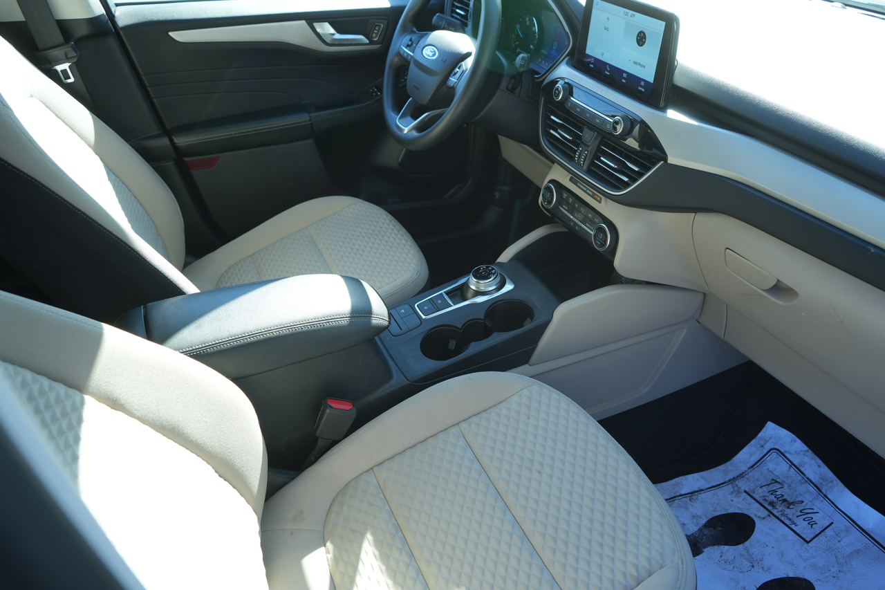 Ford Escape SE Hybrid FWD 2021