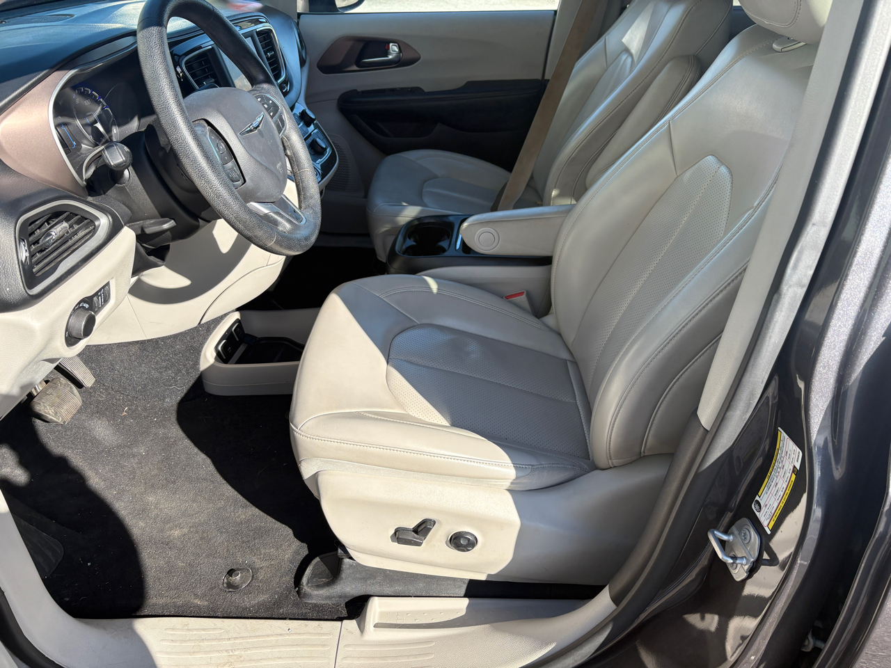 Chrysler Voyager LXI FWD 2021