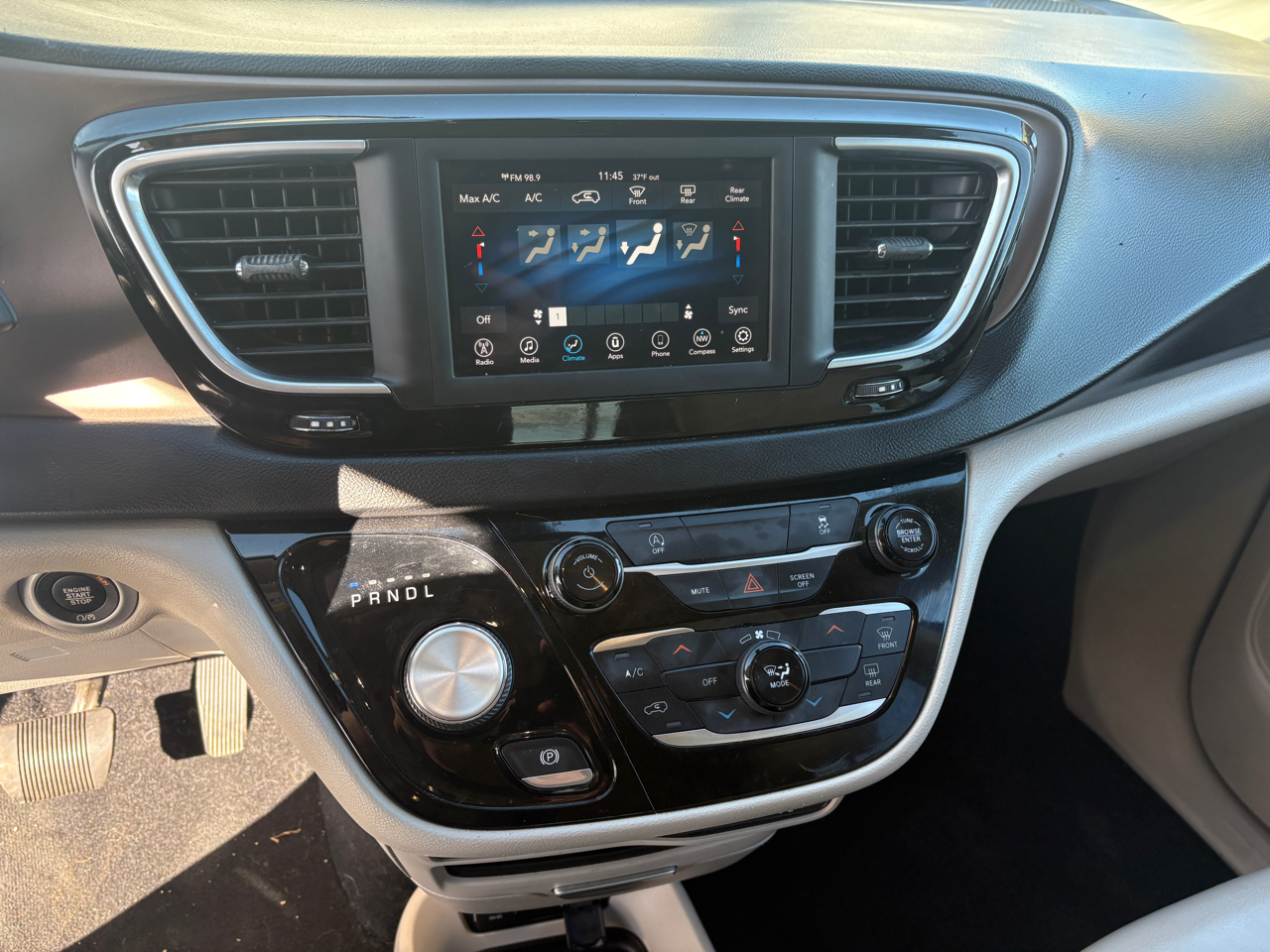 Chrysler Voyager LXI FWD 2021