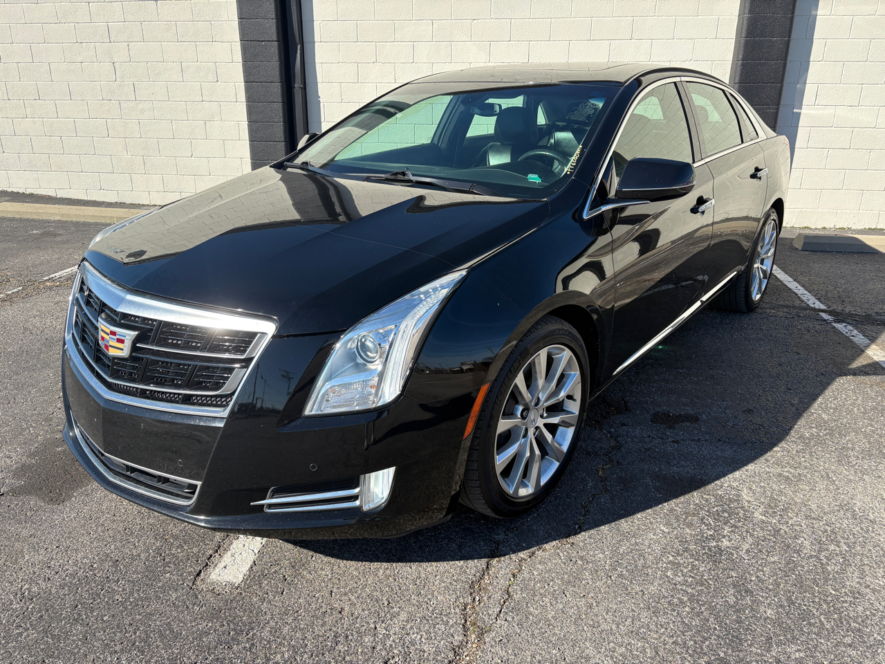 2016 Cadillac XTS 4dr Sdn Luxury Collection AWD