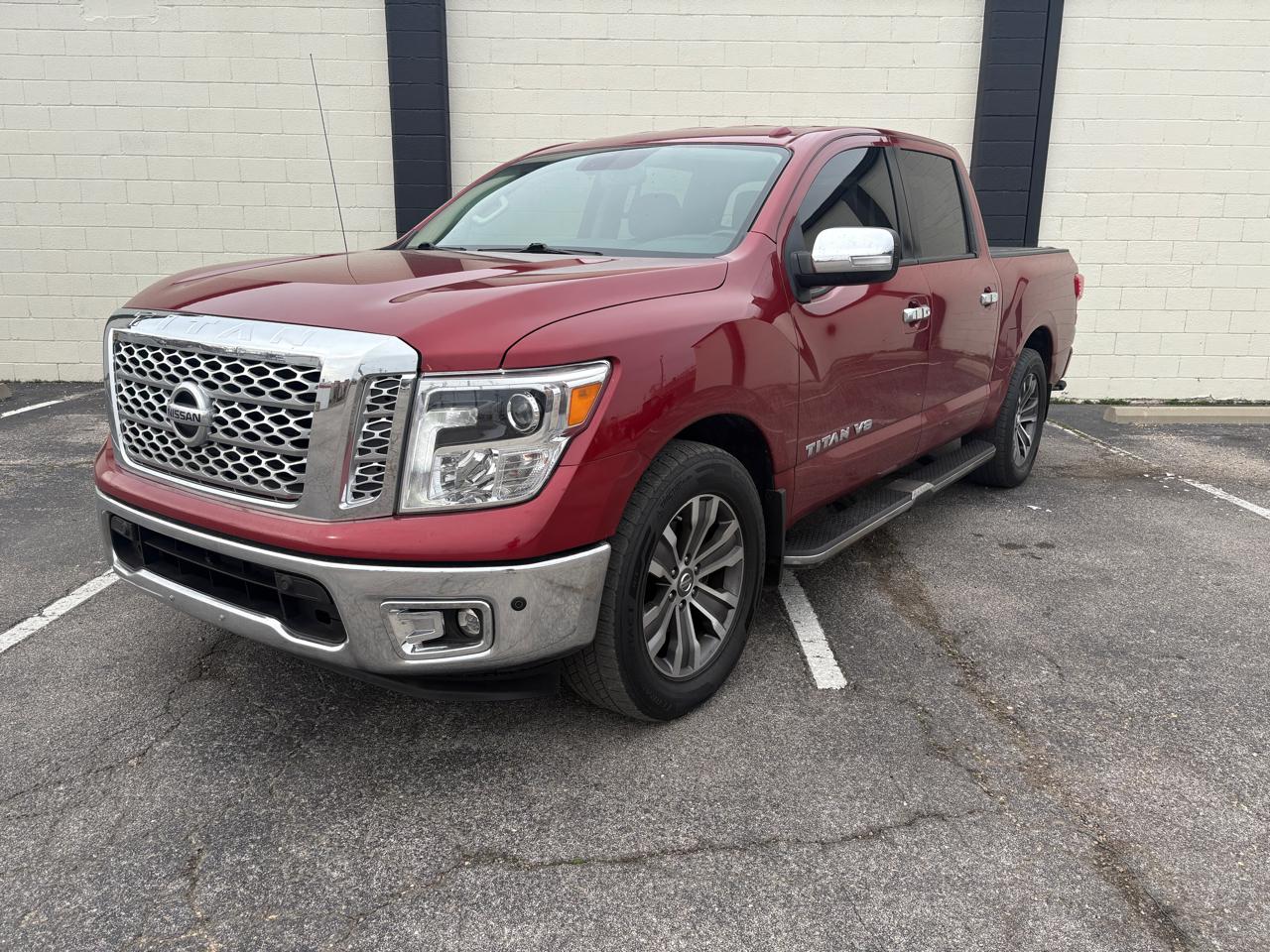 Nissan Titan 4x2 Crew Cab SL 2019