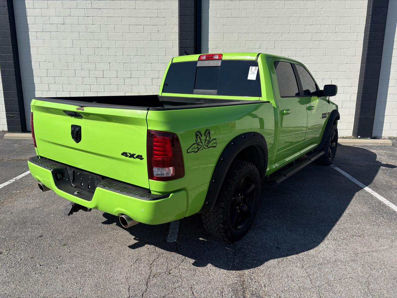 RAM 1500 Sport 4x4 Crew Cab 5'7" Box 2017