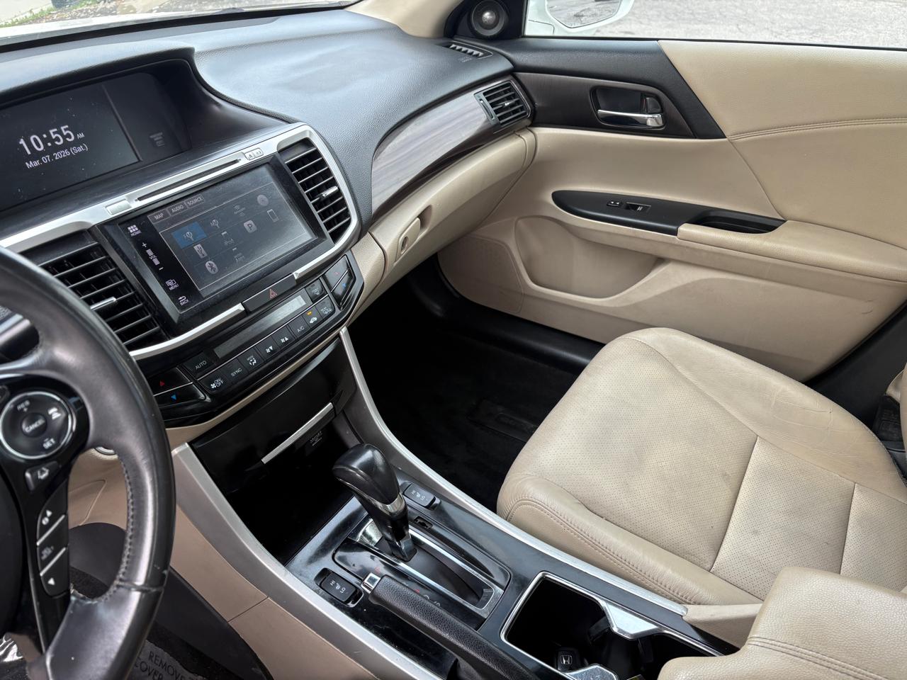 Honda Accord Sedan Touring Auto 2017