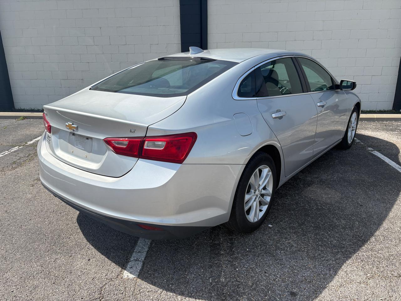 Chevrolet Malibu 4dr Sdn LT w/1LT 2017