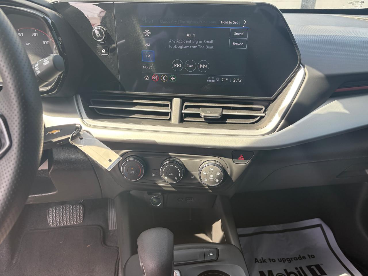 Chevrolet Trax FWD 4dr 1RS 2025