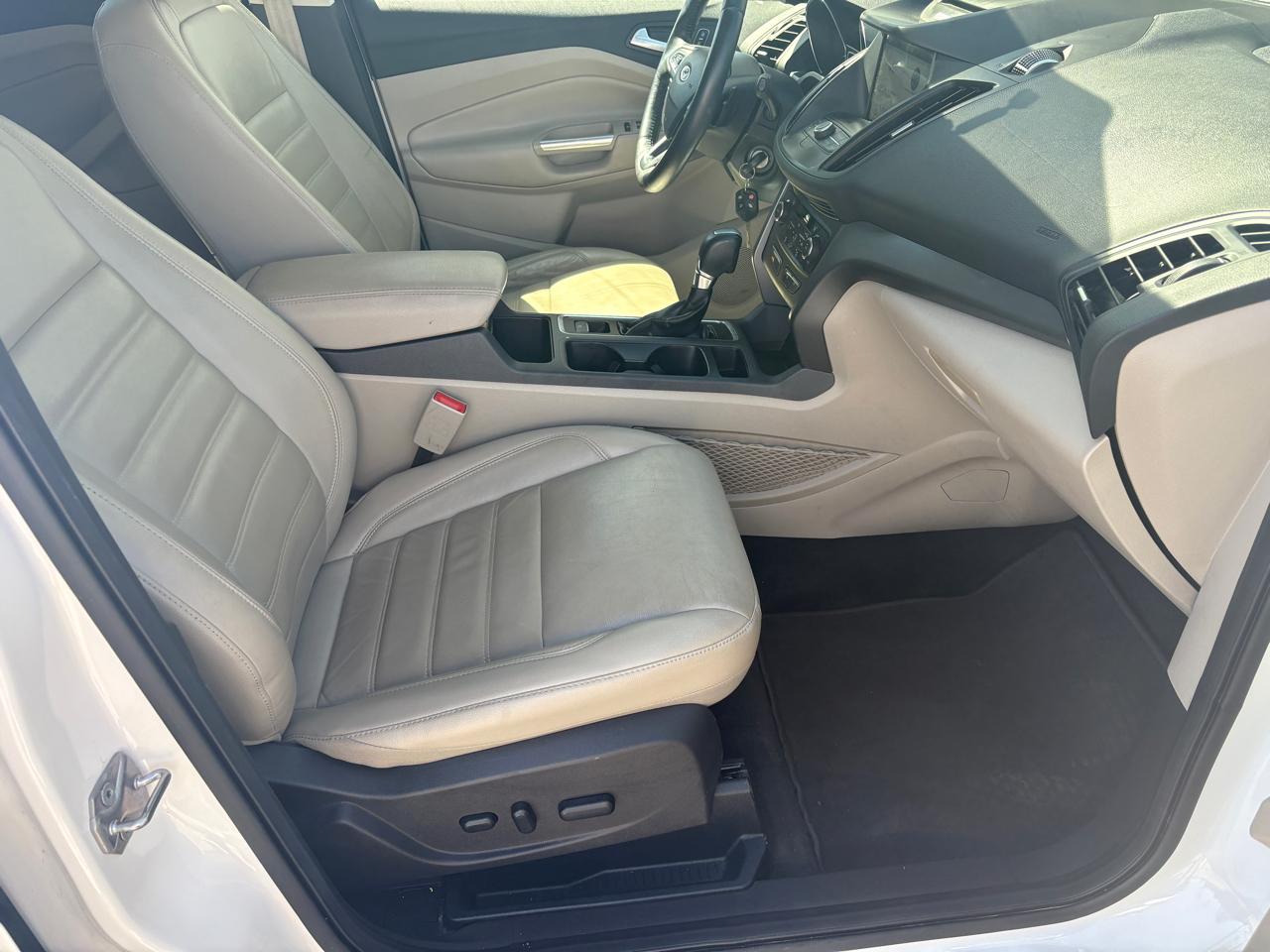 Ford Escape SE FWD 2017