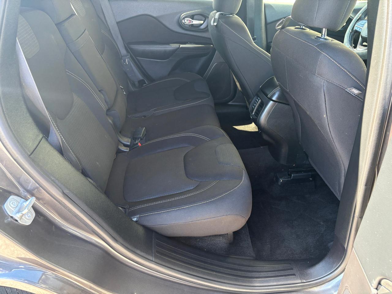 Jeep Cherokee FWD 4dr Latitude 2016