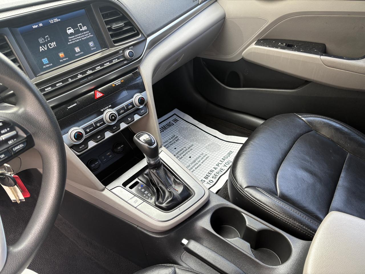 Hyundai Elantra SEL IVT 2020