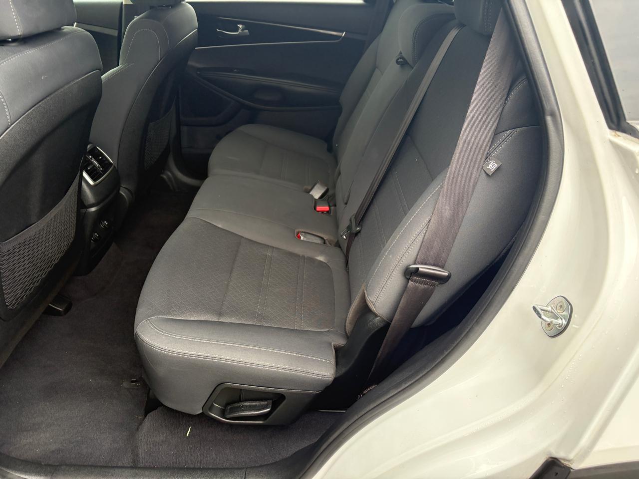 Kia Sorento LX V6 FWD 2020