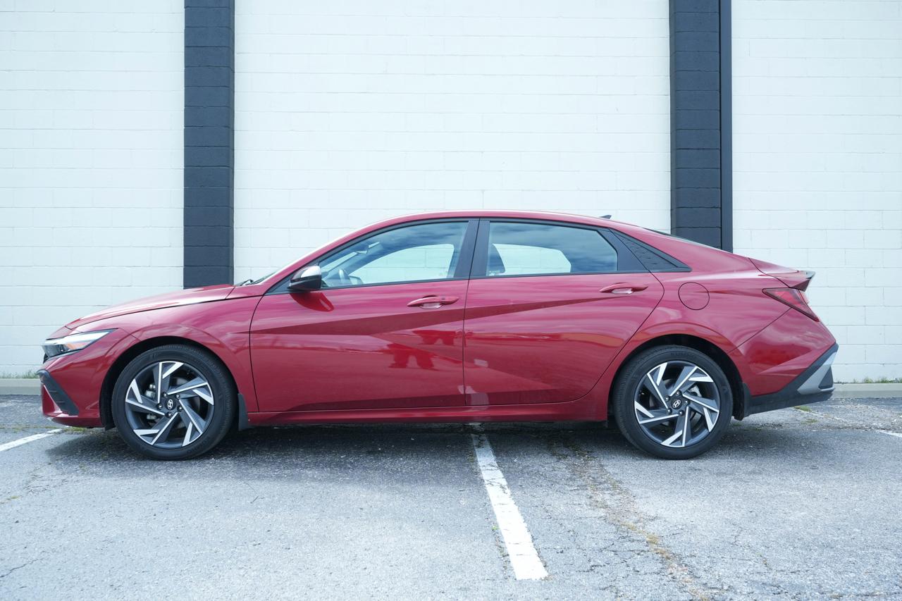 Hyundai Elantra SEL Sport IVT 2025