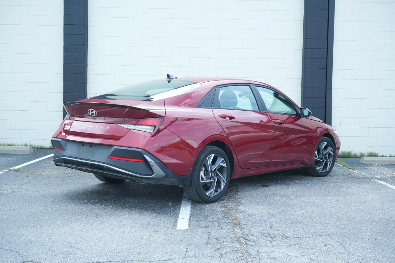 Hyundai Elantra SEL Sport IVT 2025