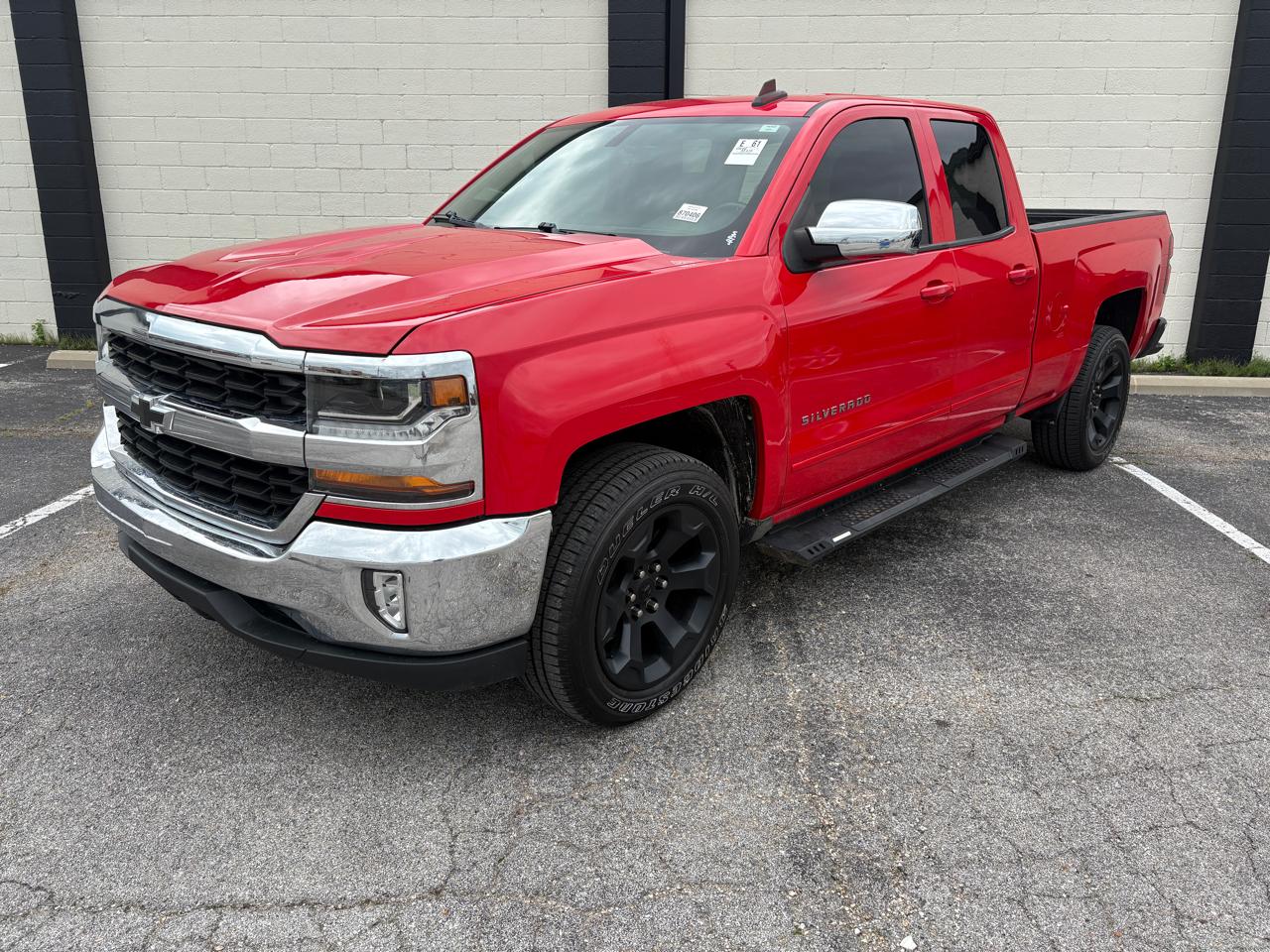 Chevrolet Silverado 1500 2WD Double Cab 143.5" LT w/1LT 2016