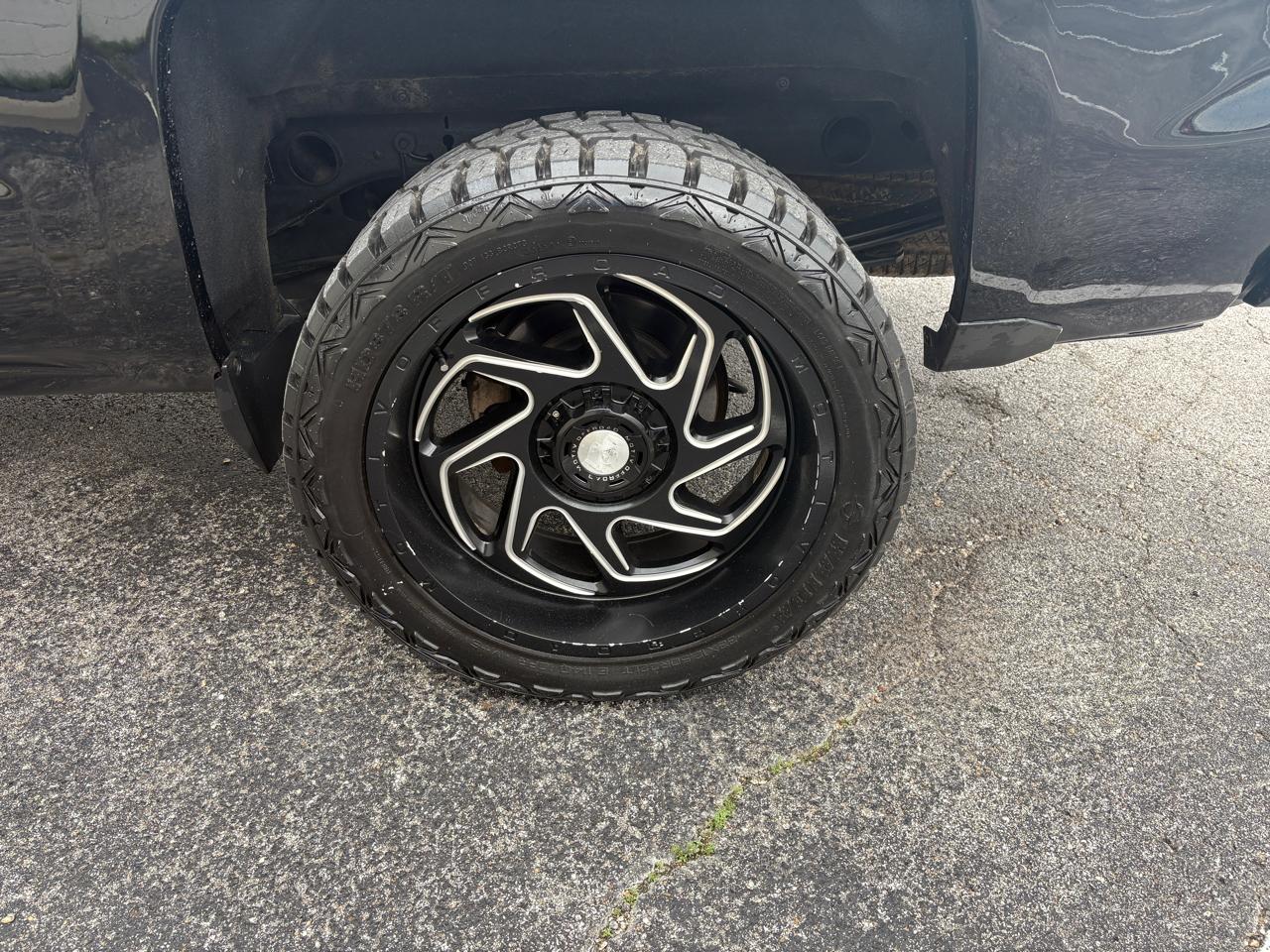 Chevrolet Silverado 1500 4WD Double Cab 143.5" LT w/2LT 2015