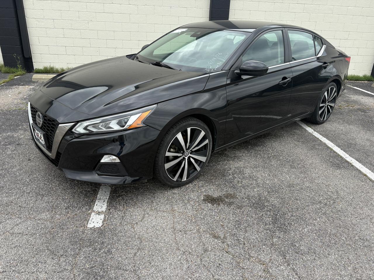 Nissan Altima 2.5 SR Sedan 2022