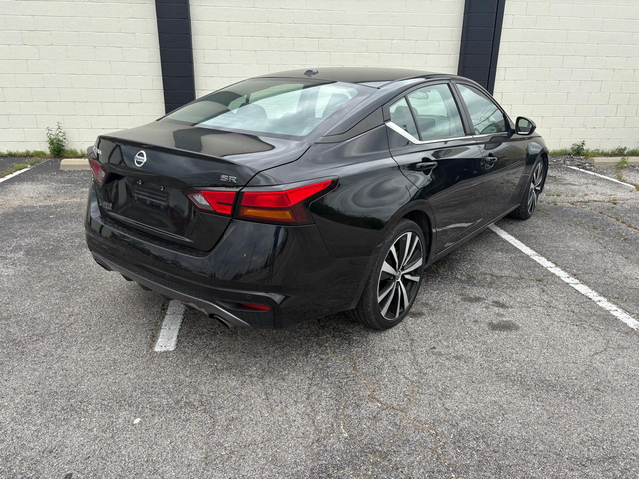 Nissan Altima 2.5 SR Sedan 2022