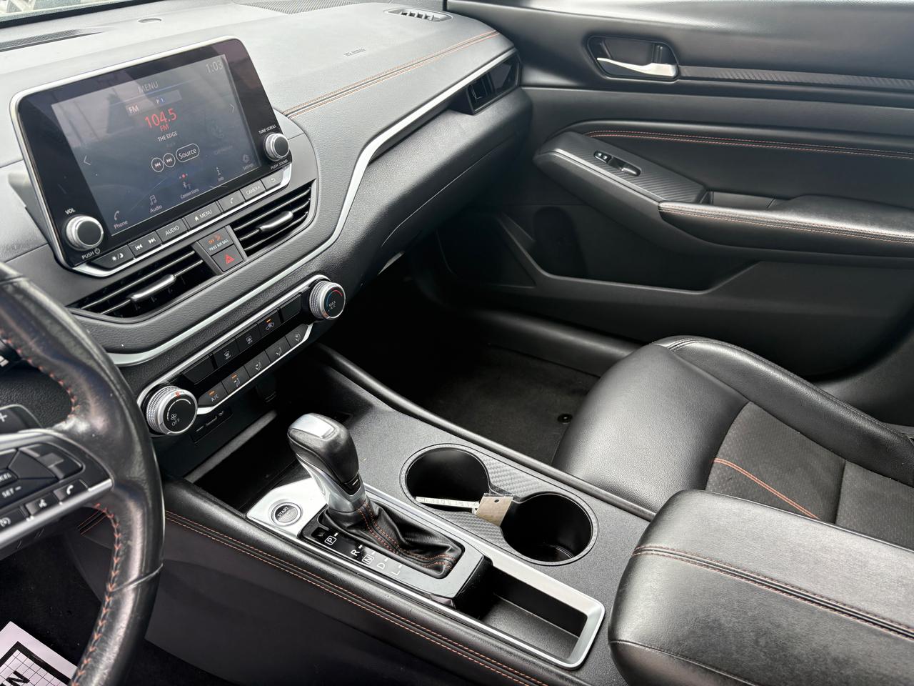 Nissan Altima 2.5 SR Sedan 2022