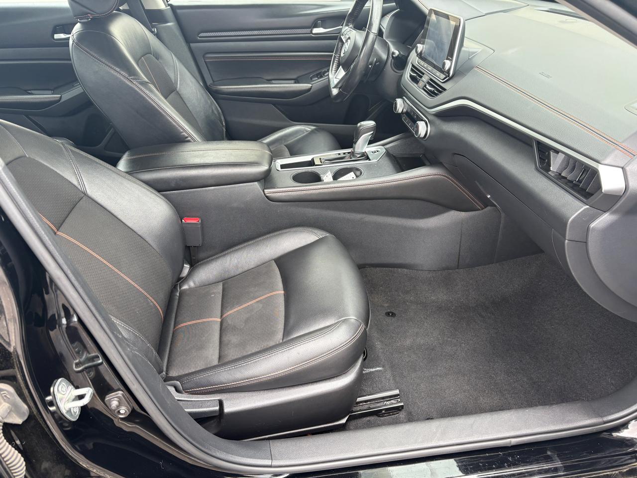 Nissan Altima 2.5 SR Sedan 2022