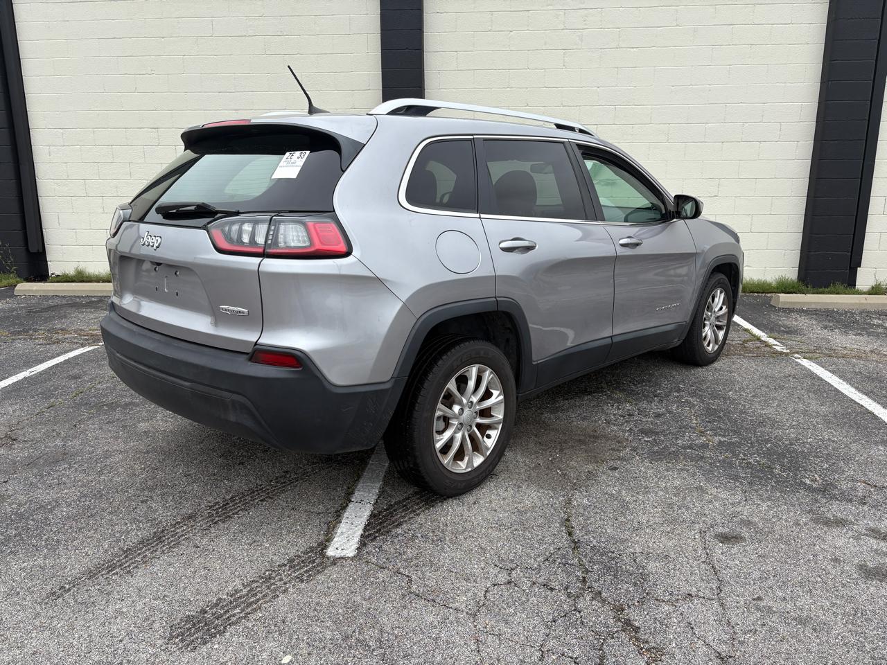 Jeep Cherokee Latitude FWD 2019