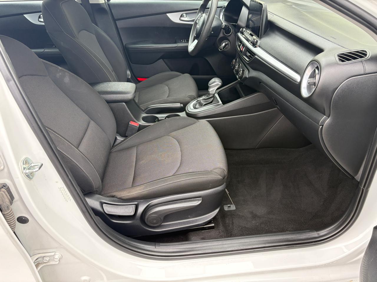 Kia Forte LXS IVT 2023