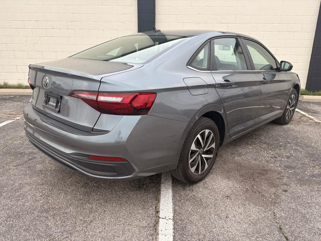 Volkswagen Jetta S Auto 2024