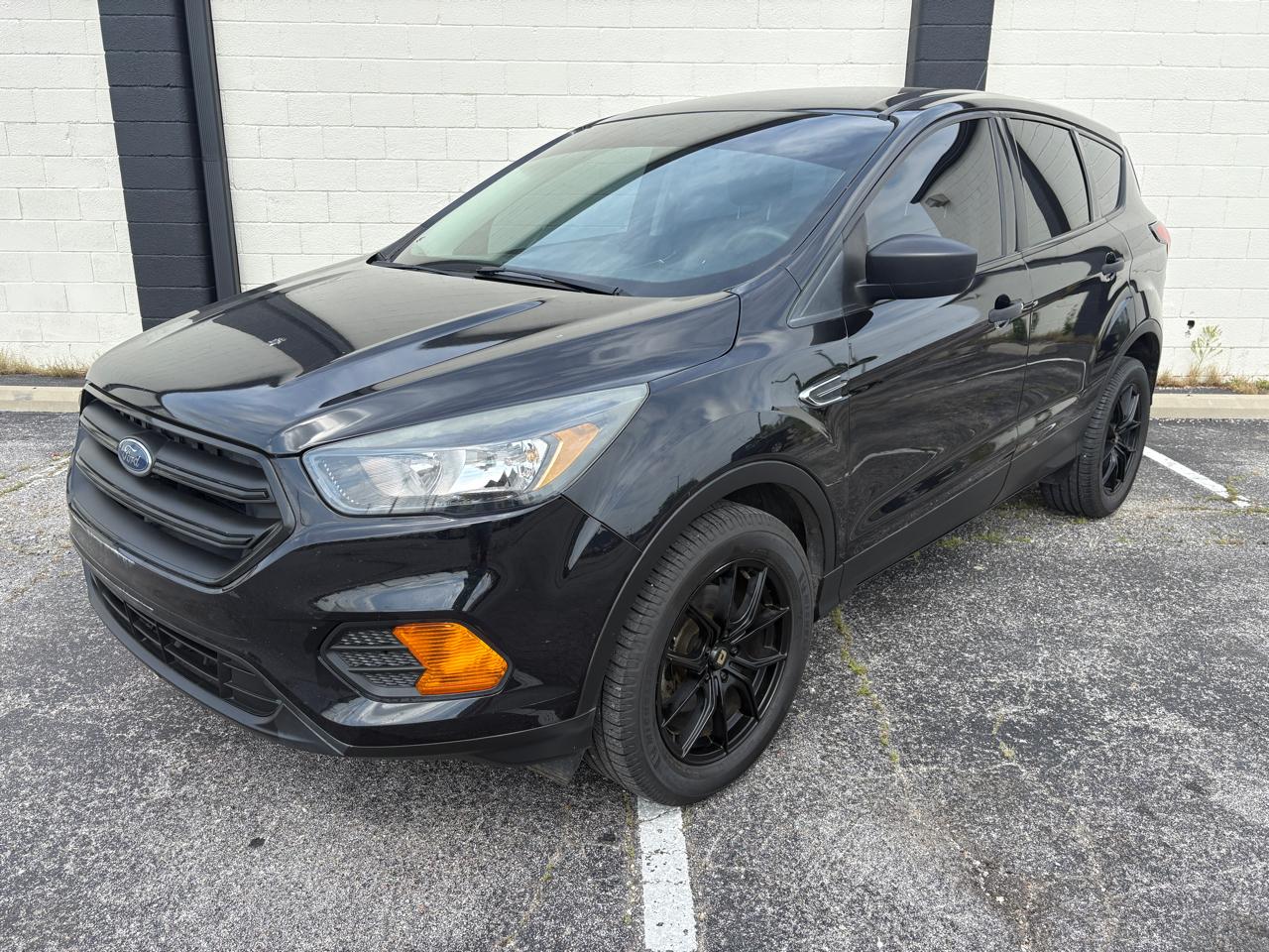 2019 Ford Escape S FWD