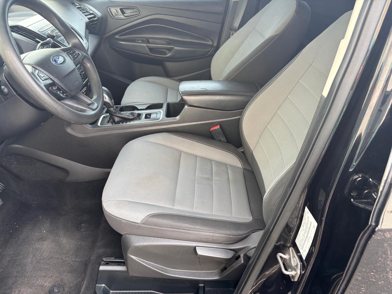 Ford Escape S FWD 2019