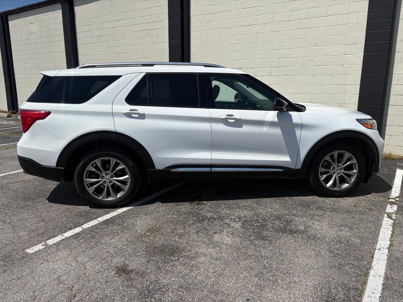Ford Explorer Limited RWD 2023