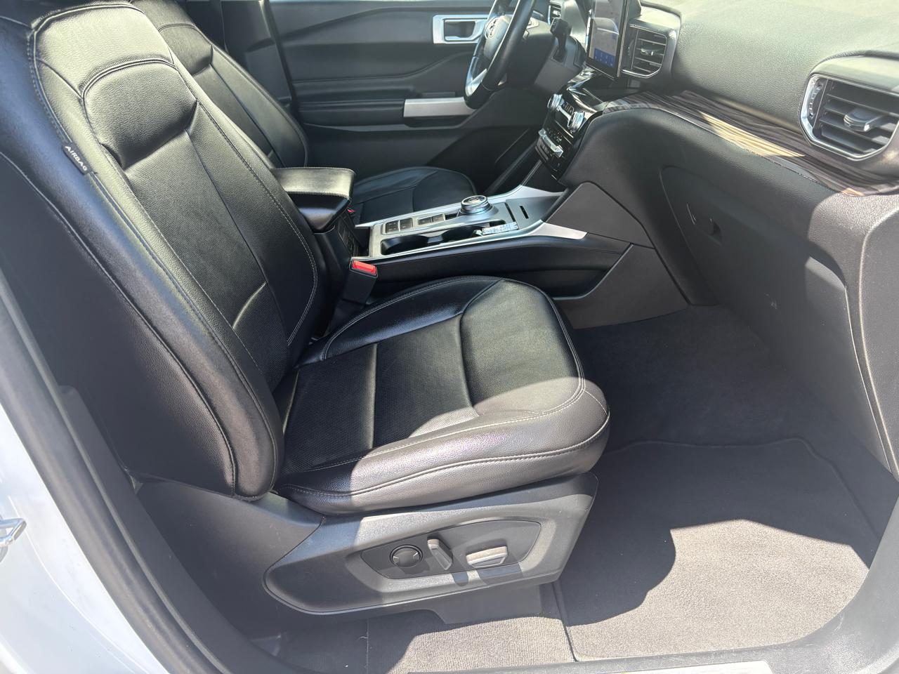 Ford Explorer Limited RWD 2023