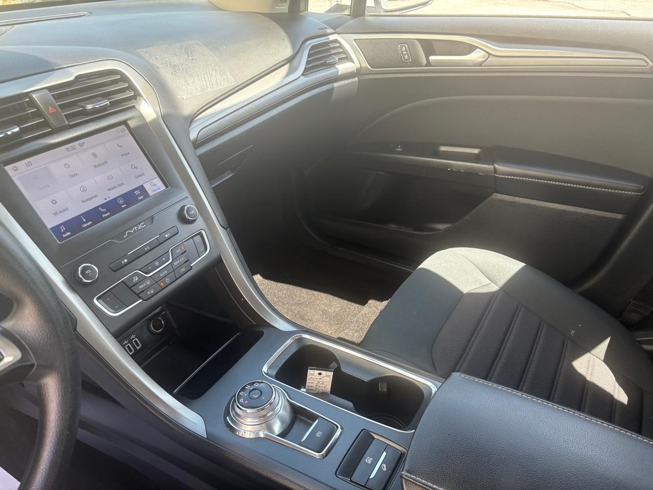 Ford Fusion Hybrid SE FWD 2020