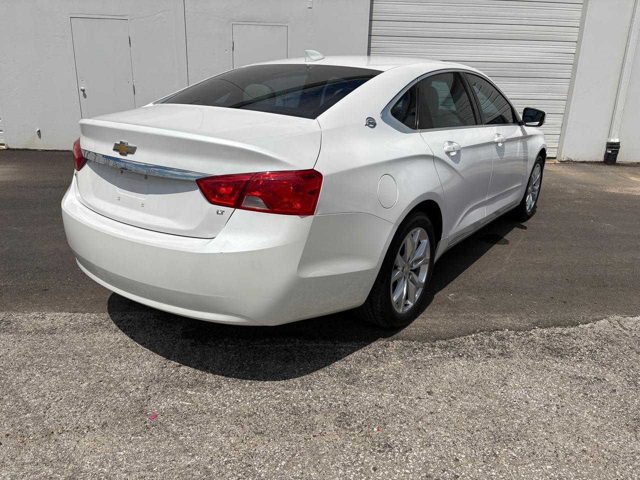 Chevrolet Impala 4dr Sdn LT w/1LT 2018
