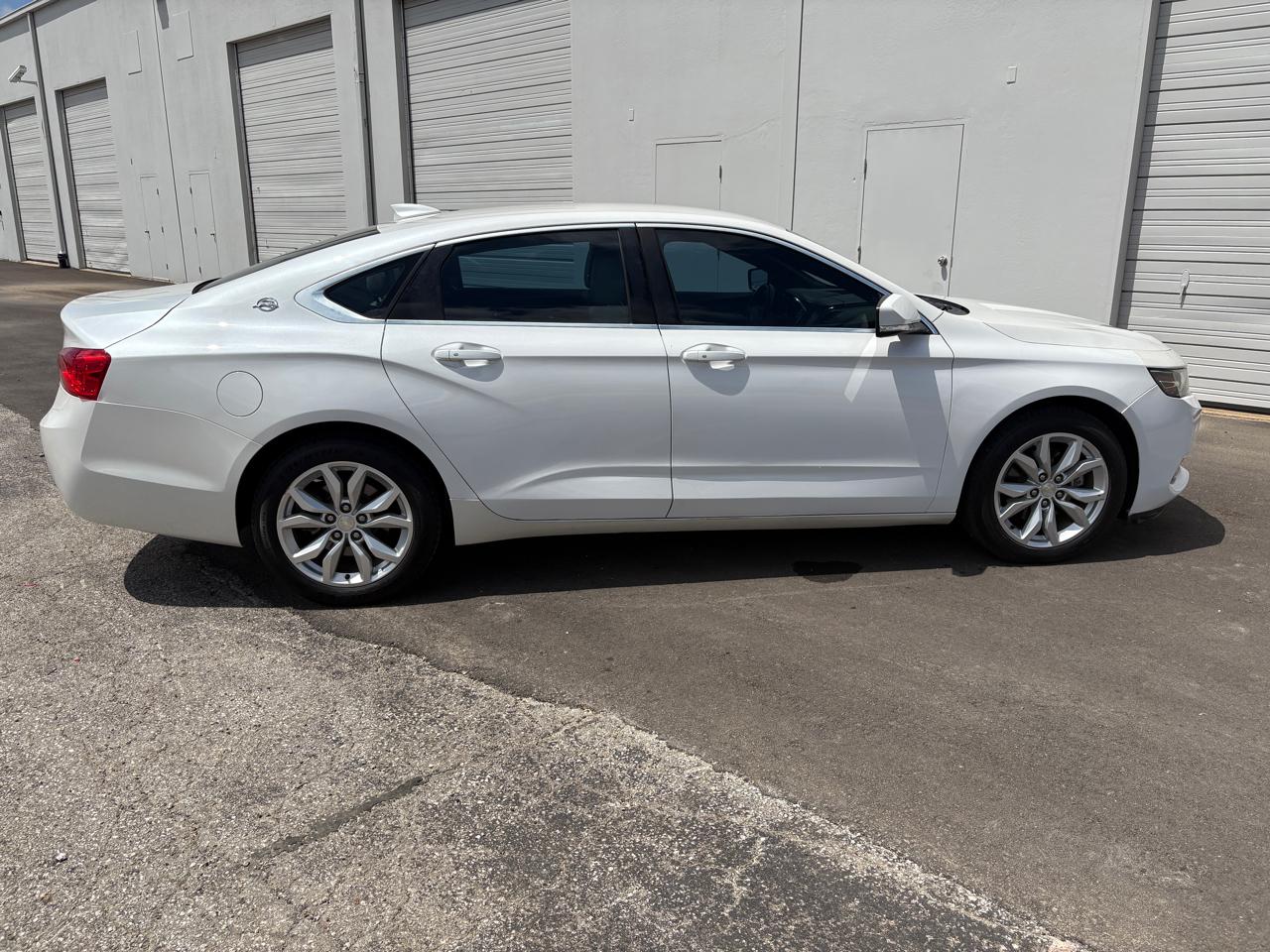Chevrolet Impala 4dr Sdn LT w/1LT 2018