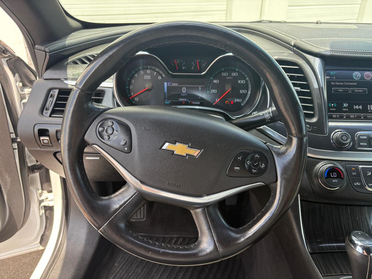 Chevrolet Impala 4dr Sdn LT w/1LT 2018