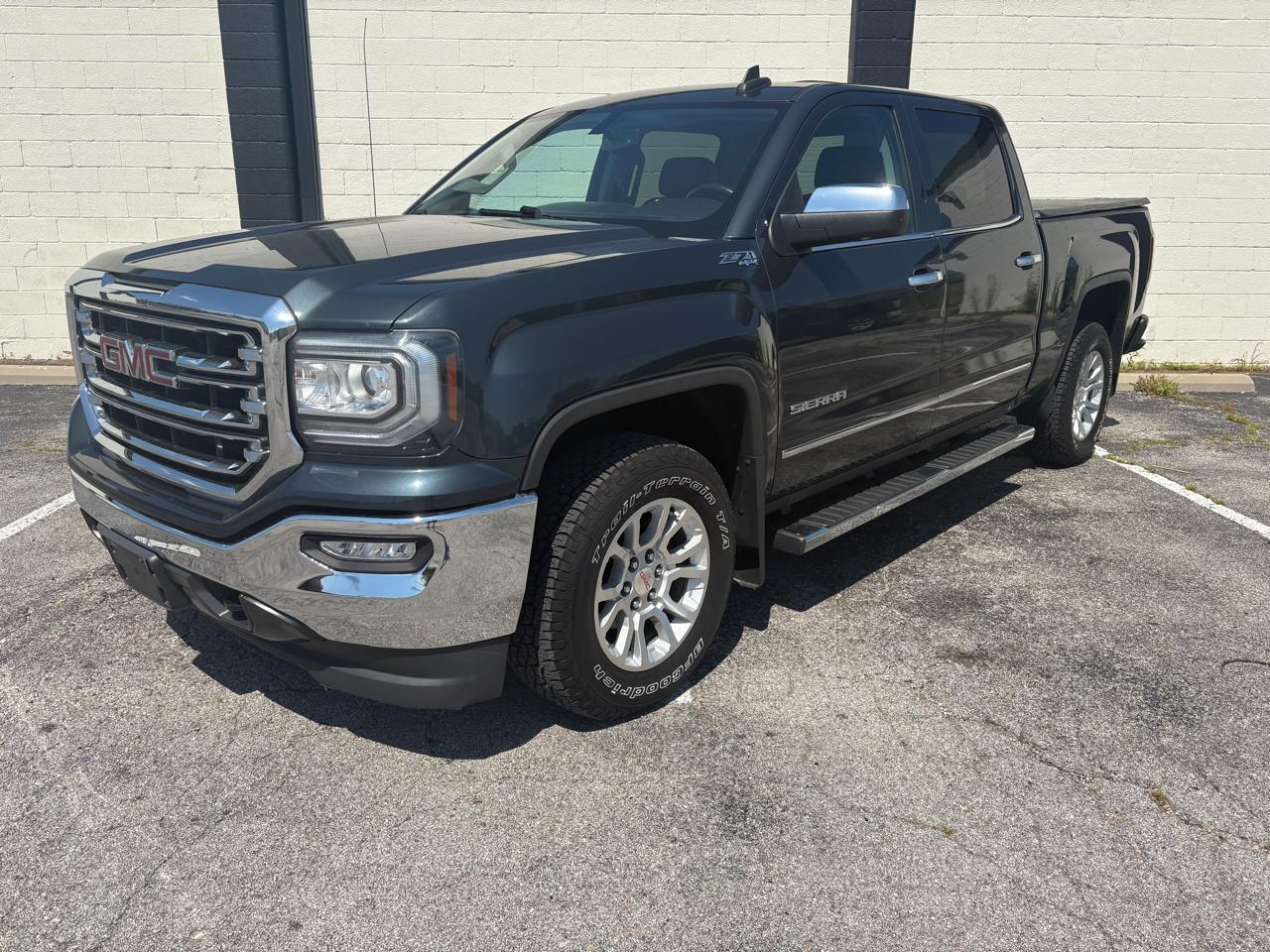 2017 GMC Sierra 1500 4WD Crew Cab 143.5" SLT