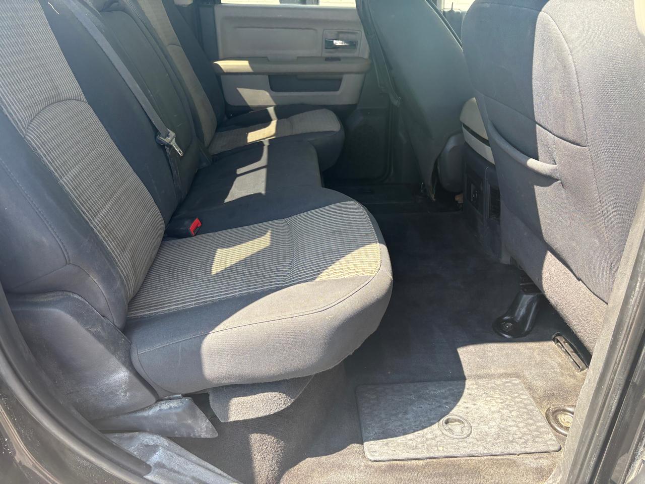 Dodge Ram 3500 4WD Crew Cab 169" SLT 2010