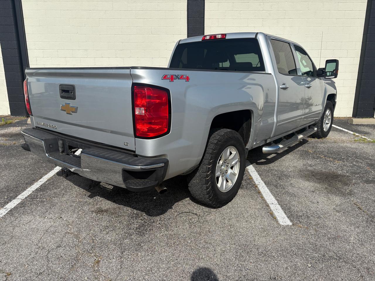 Chevrolet Silverado 1500 4WD Crew Cab 153.0" LT w/1LT 2016