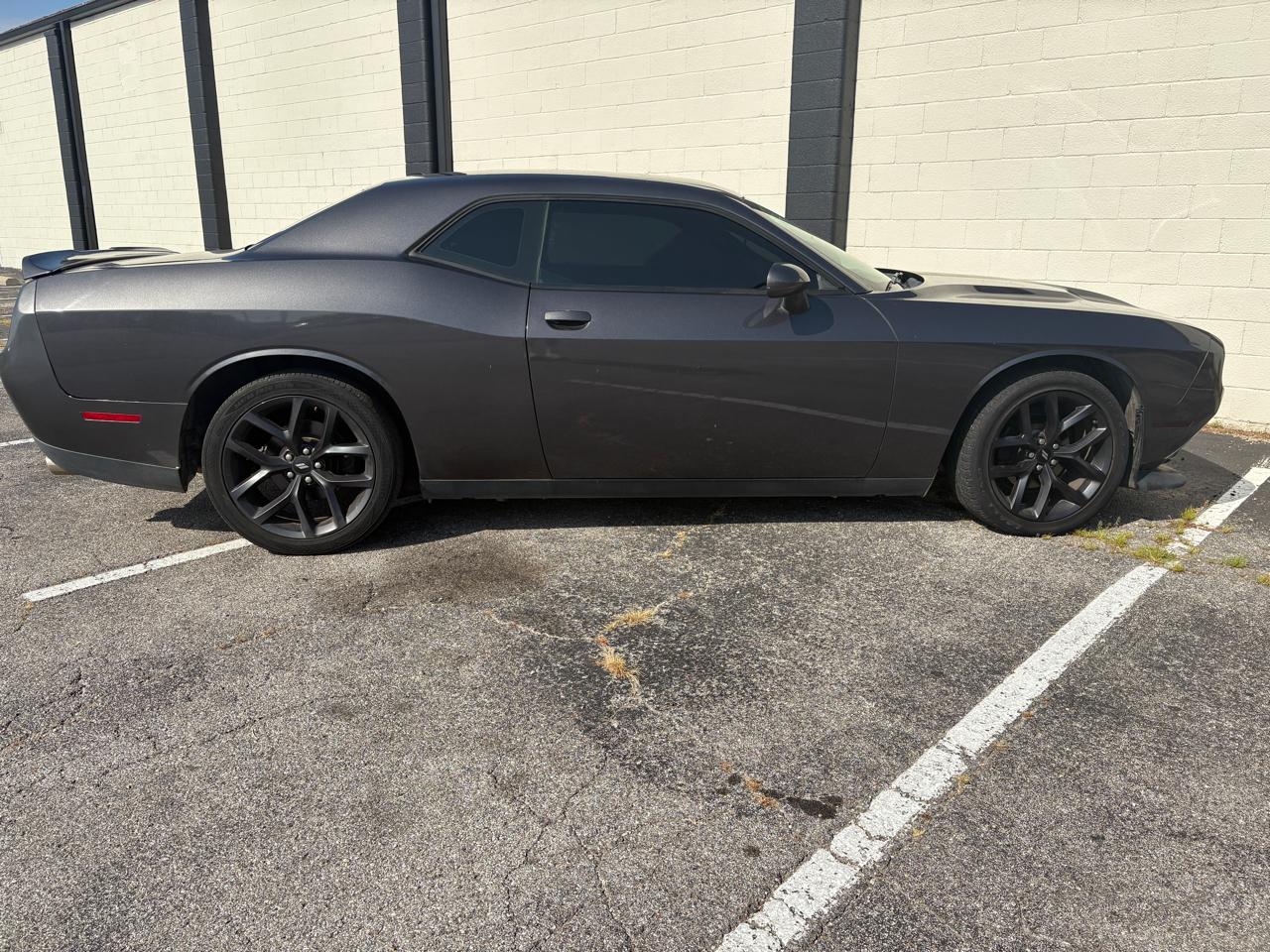 Dodge Challenger SXT RWD 2019