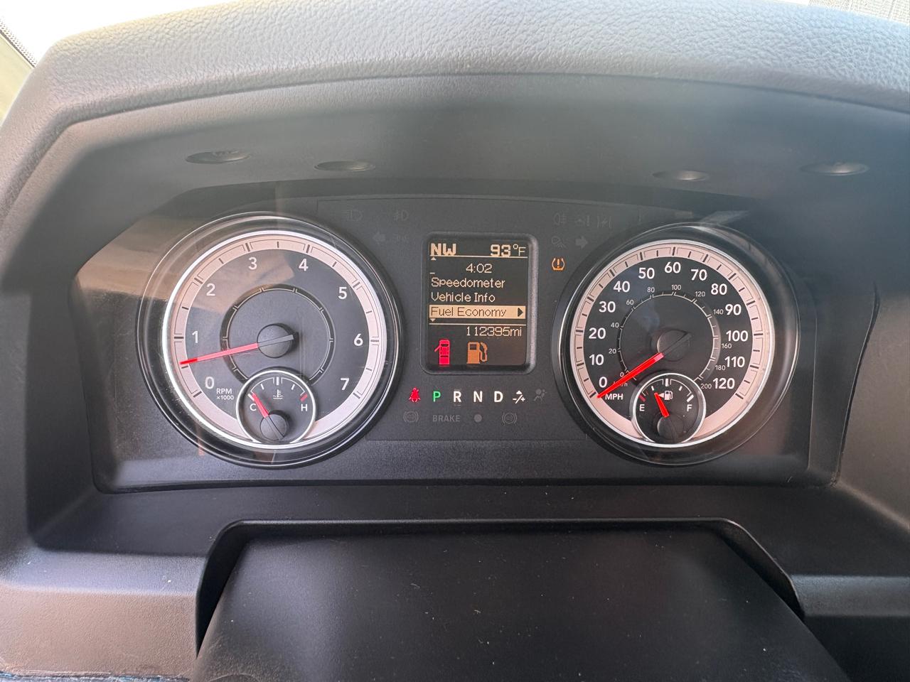RAM 1500 Express 4x4 Quad Cab 6'4" Box 2017