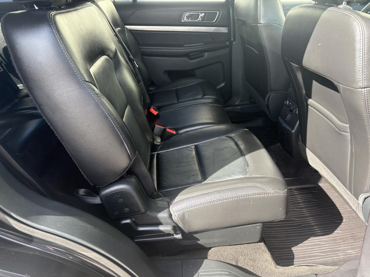 Ford Explorer XLT 4WD 2018