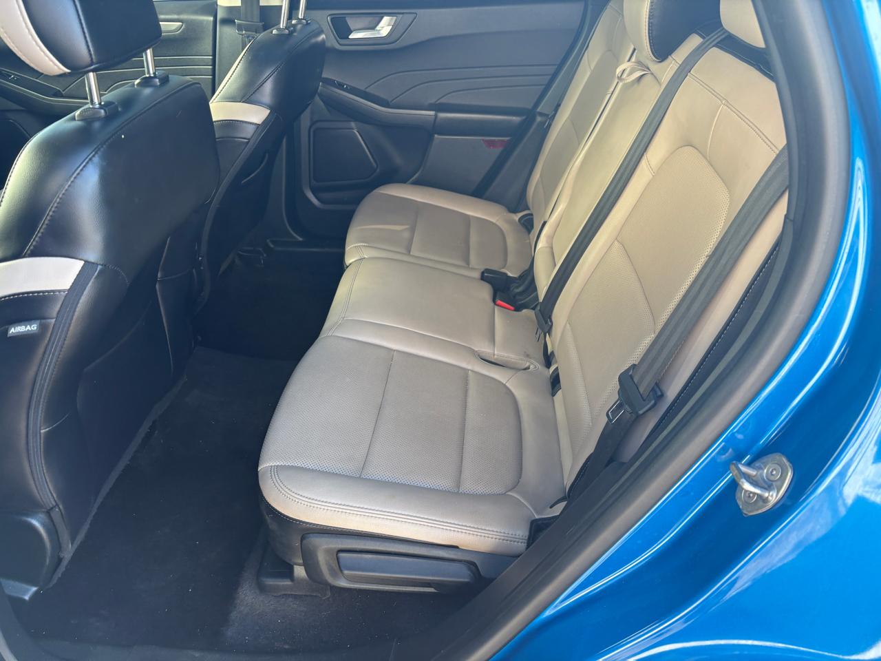 Ford Escape Titanium AWD 2021