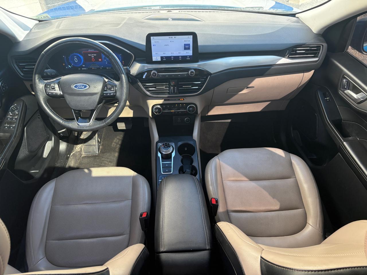 Ford Escape Titanium AWD 2021