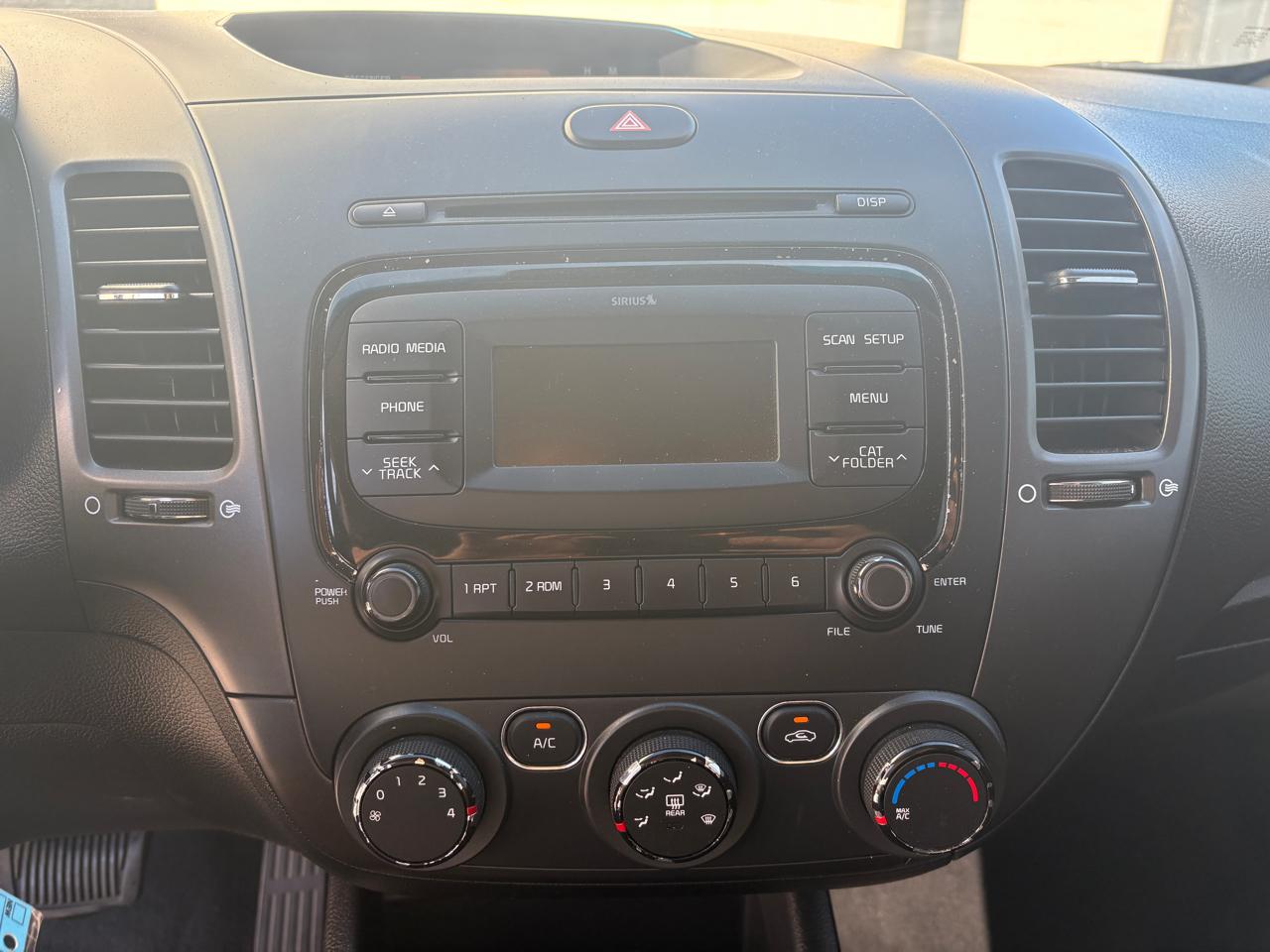 Kia Forte LX Auto 2017