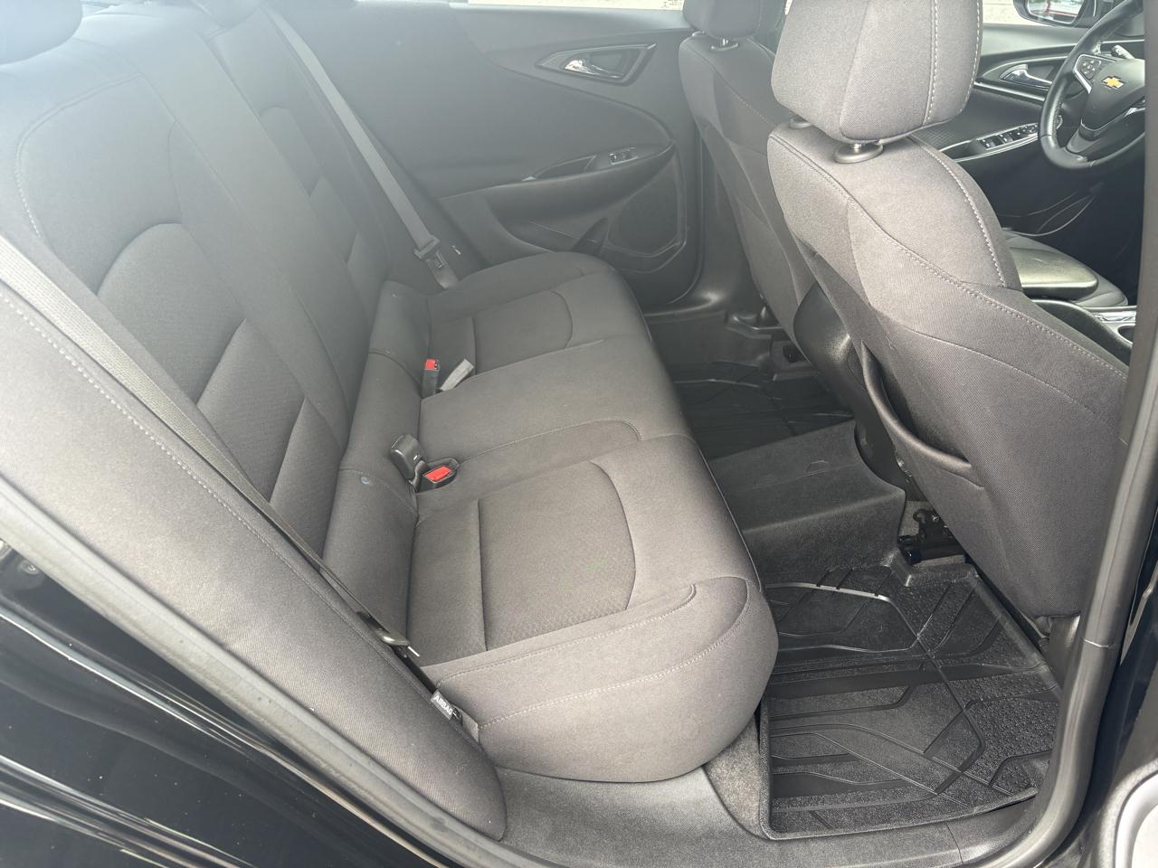Chevrolet Malibu 4dr Sdn RS 2024