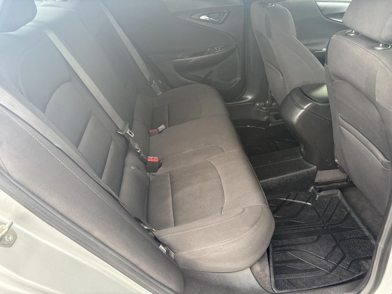 Chevrolet Malibu 4dr Sdn LS w/1LS 2021